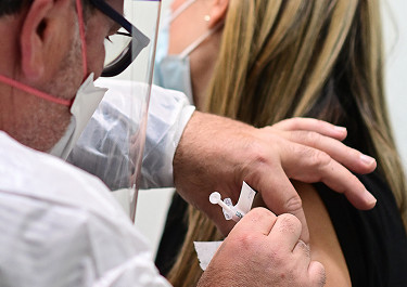 Why does the City of Melbourne have the state’s lowest vaccination rate?