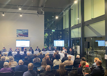 Council hears “loud and clear” from Docklands residents at its inaugural community Future Melbourne meeting