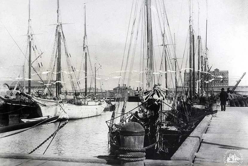 Berthing At Little Dock Maybe For Some Tea Docklands News berthing-at-little-dock-maybe-for-some-tea-docklands-news