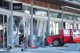 Ute attack on waterfront eatery
